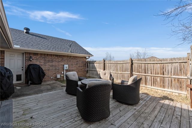 1736 Riley Circle, Alma, AR 72921