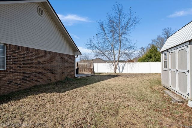 1736 Riley Circle, Alma, AR 72921