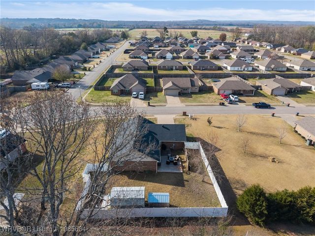 1736 Riley Circle, Alma, AR 72921