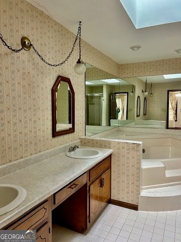 36 Laurelwood Circle, Griffin, GA 30224