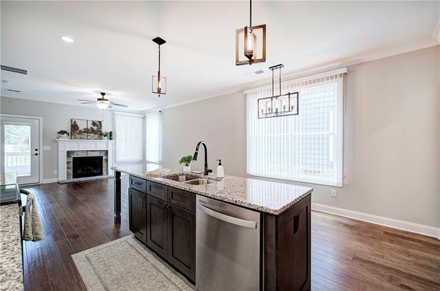 42 Encore Lane, Cartersville, GA 30120