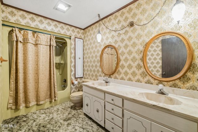 1865 Rheatown Road, Chuckey, TN 37641
