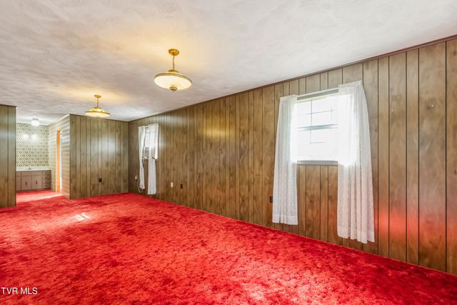 1865 Rheatown Road, Chuckey, TN 37641