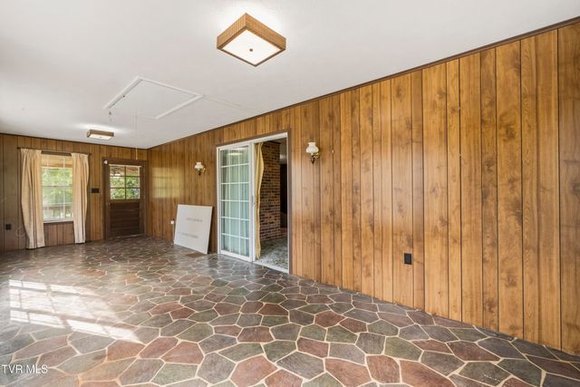 1865 Rheatown Road, Chuckey, TN 37641