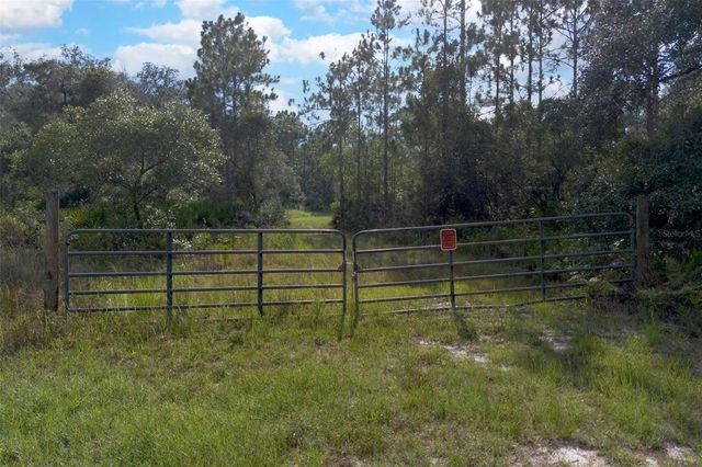 826 FRONTIER TRAIL, Osteen, FL 32764