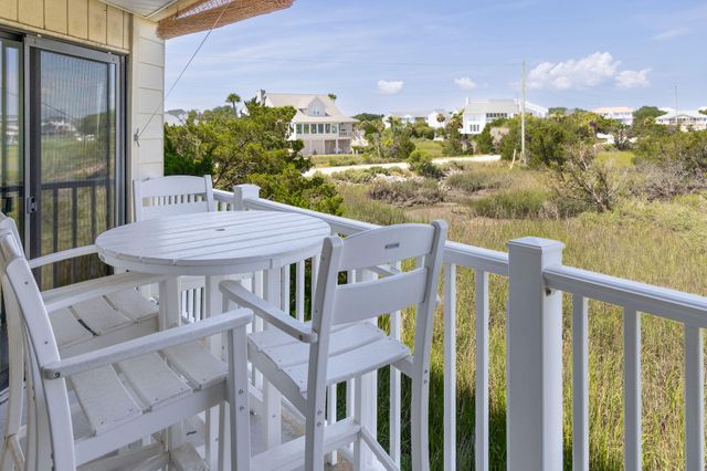 3701 Dock Site Road 105, Edisto Island, SC 29438