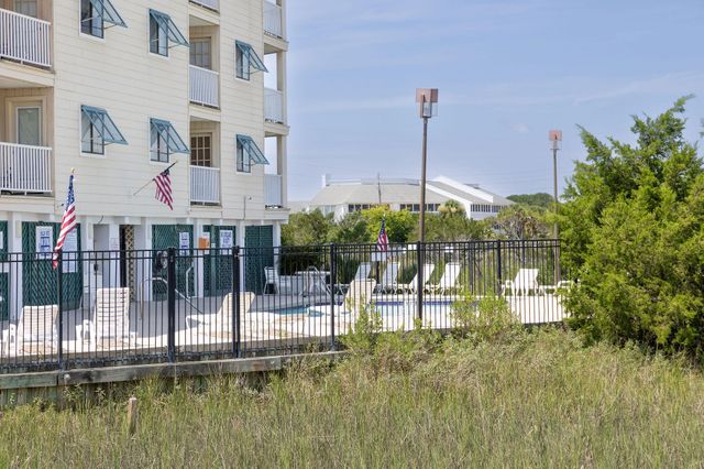 3701 Dock Site Road 105, Edisto Island, SC 29438