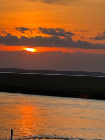 3701 Dock Site Road 105, Edisto Island, SC 29438