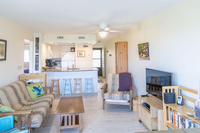 3701 Dock Site Road 105, Edisto Island, SC 29438