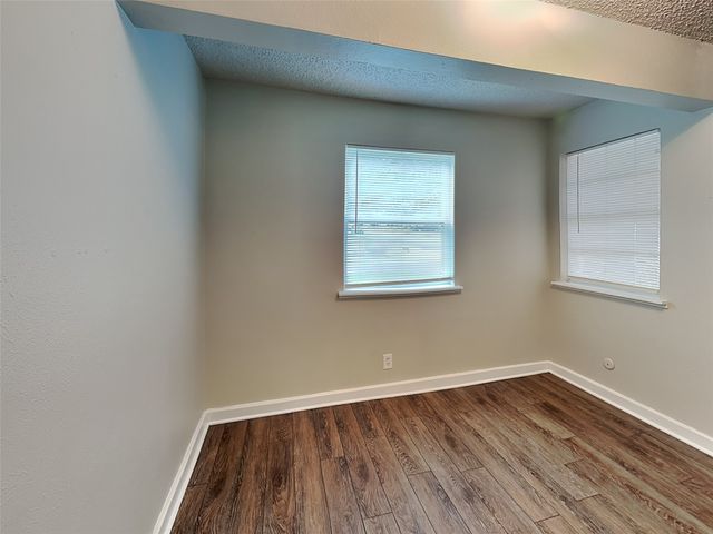 1101 Johns Drive, Euless, TX 76039