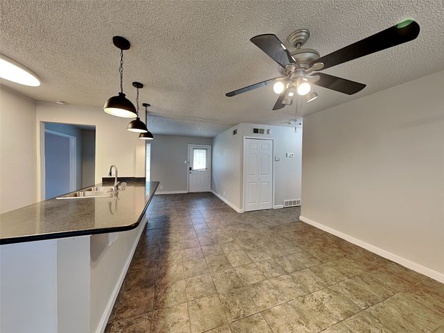 1101 Johns Drive, Euless, TX 76039