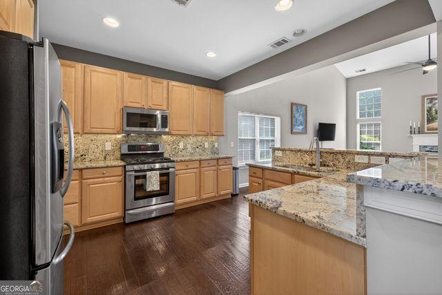 7852 Keepsake Lane, Flowery Branch, GA 30542