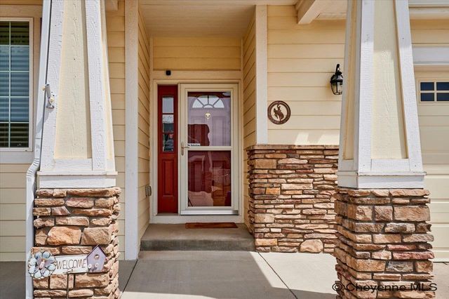 7513 MAX CT, Cheyenne, WY 82009