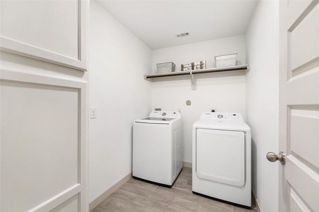 14531 Sweetwater Drive, Baytown, TX 77523