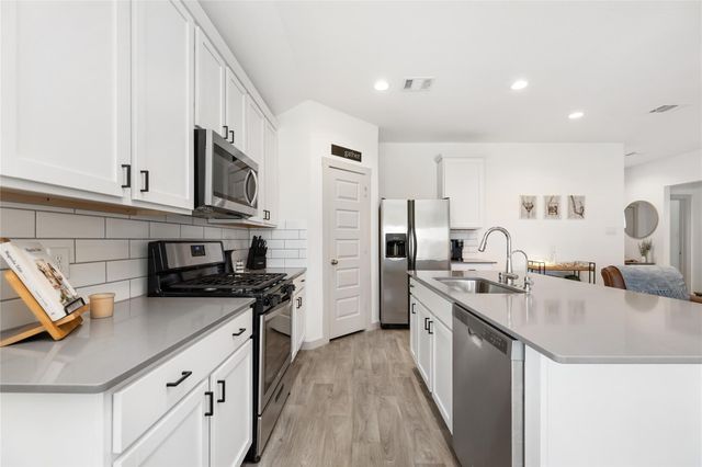 14531 Sweetwater Drive, Baytown, TX 77523