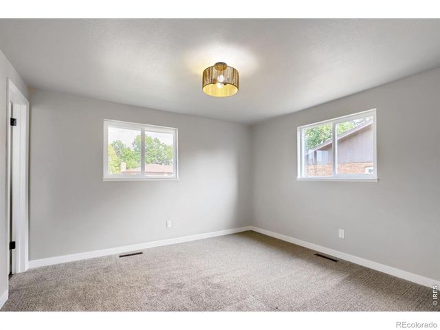 4869 N Roosevelt Avenue, Loveland, CO 80538