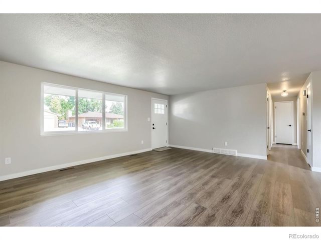 4869 N Roosevelt Avenue, Loveland, CO 80538