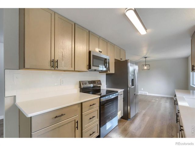 4869 N Roosevelt Avenue, Loveland, CO 80538