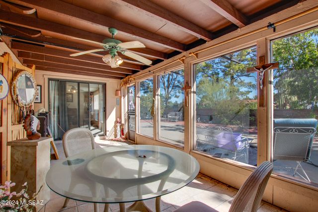 321 S Abrego Drive, Green Valley, AZ 85614