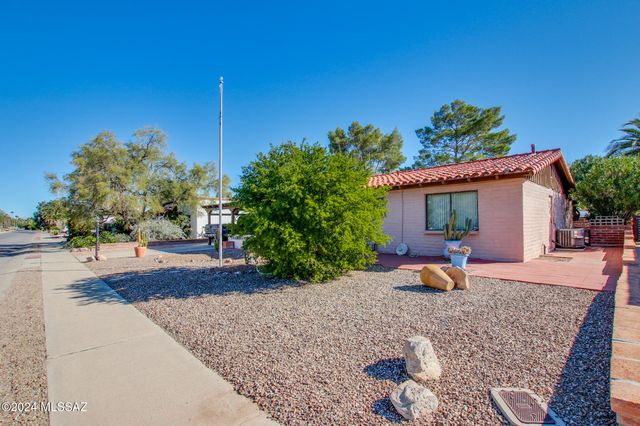 321 S Abrego Drive, Green Valley, AZ 85614