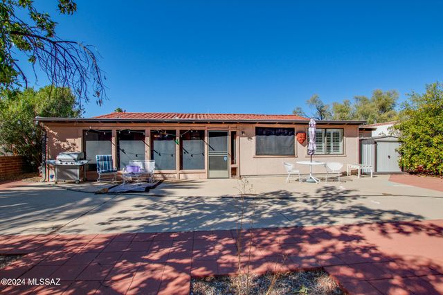 321 S Abrego Drive, Green Valley, AZ 85614