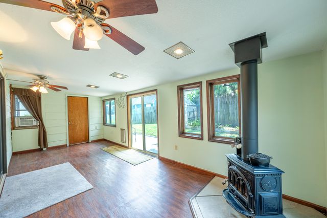 2301 WINCHESTER DR, Columbia, MO 65202