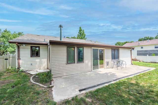 2301 WINCHESTER DR, Columbia, MO 65202