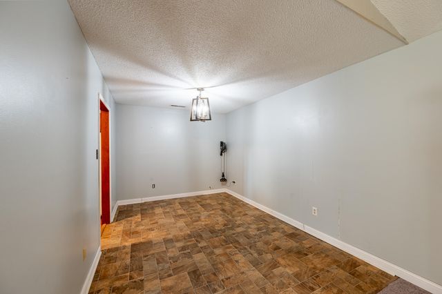 2301 WINCHESTER DR, Columbia, MO 65202