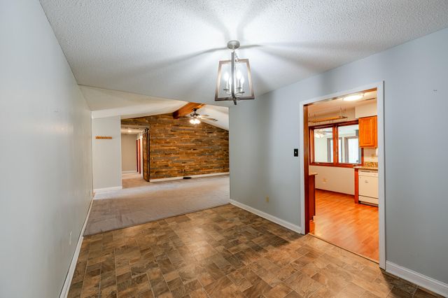 2301 WINCHESTER DR, Columbia, MO 65202