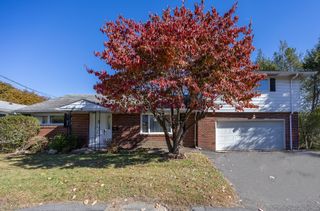 81 Esther Avenue, Waterbury, CT 06708