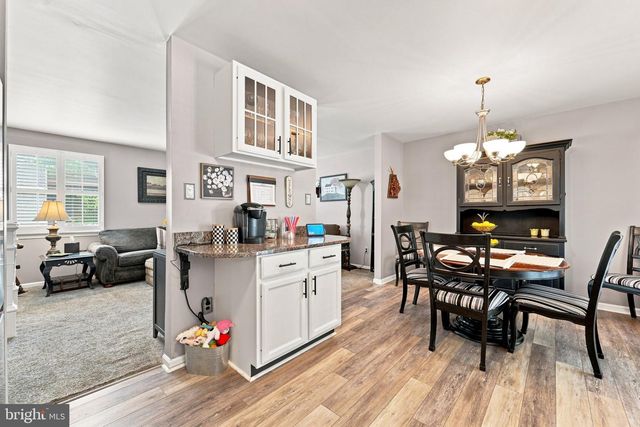 41 WINFIELD RD, Sicklerville, NJ 08081