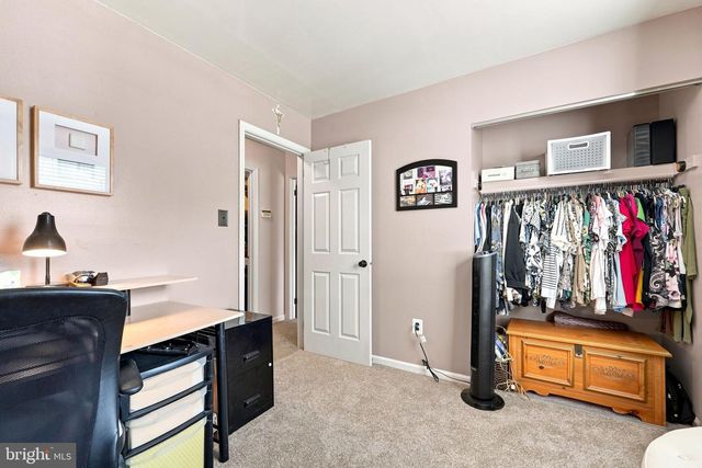 41 WINFIELD RD, Sicklerville, NJ 08081