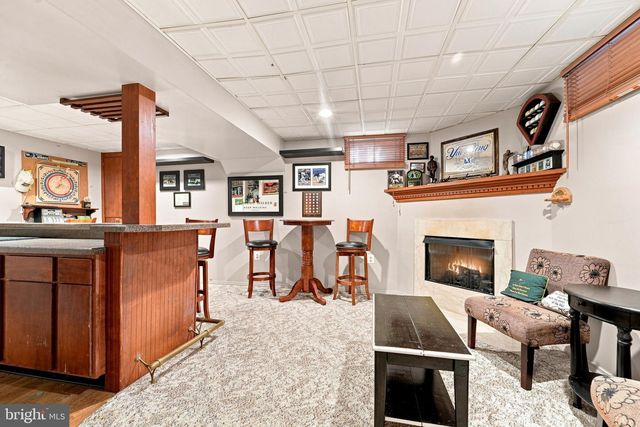 41 WINFIELD RD, Sicklerville, NJ 08081