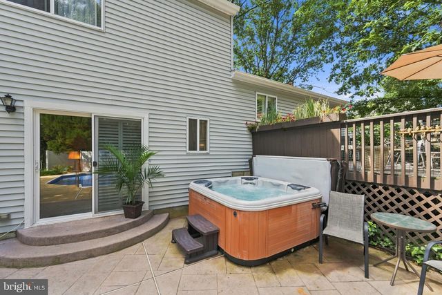 41 WINFIELD RD, Sicklerville, NJ 08081