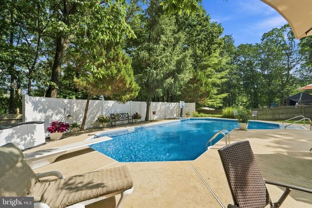 41 WINFIELD RD, Sicklerville, NJ 08081