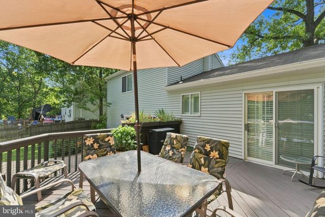 41 WINFIELD RD, Sicklerville, NJ 08081