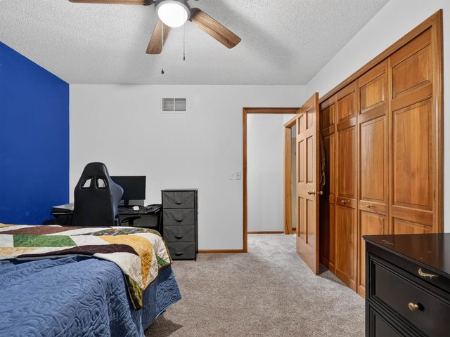 4910 Lonesome Oak Trail, Fort Wayne, IN 46845