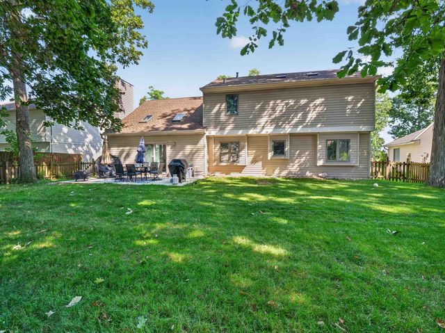 4910 Lonesome Oak Trail, Fort Wayne, IN 46845
