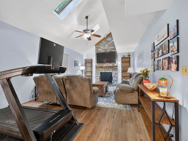 4910 Lonesome Oak Trail, Fort Wayne, IN 46845