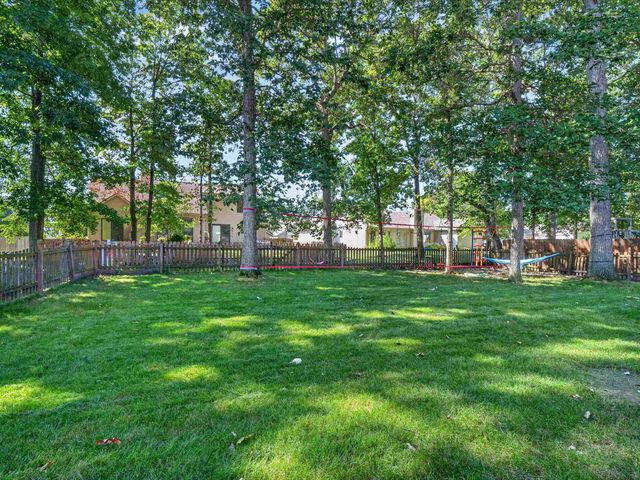 4910 Lonesome Oak Trail, Fort Wayne, IN 46845