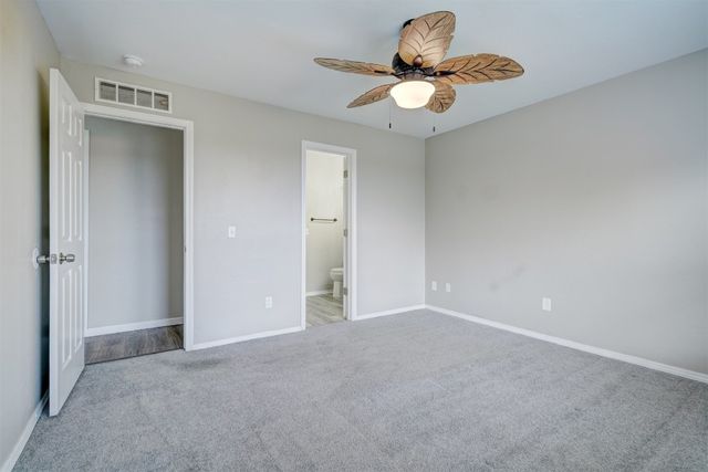 10425 Aberdeen Drive, Yukon, OK 73099
