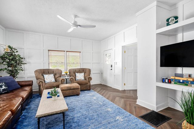 330 Chesterfield Street N, Aiken, SC 29801