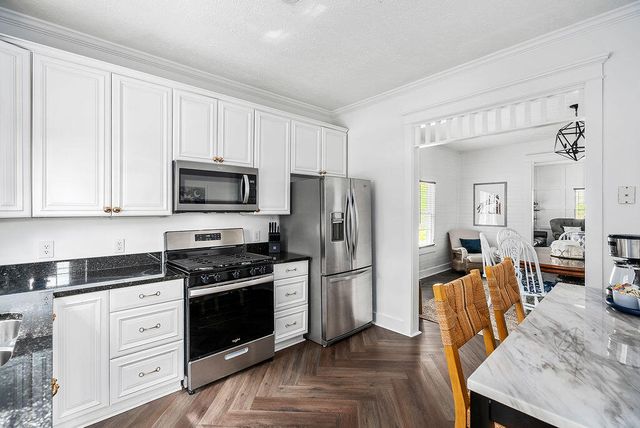 330 Chesterfield Street N, Aiken, SC 29801