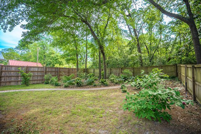 330 Chesterfield Street N, Aiken, SC 29801