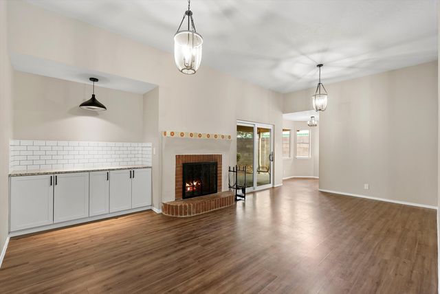 2404 Paisano Street NE, Albuquerque, NM 87112