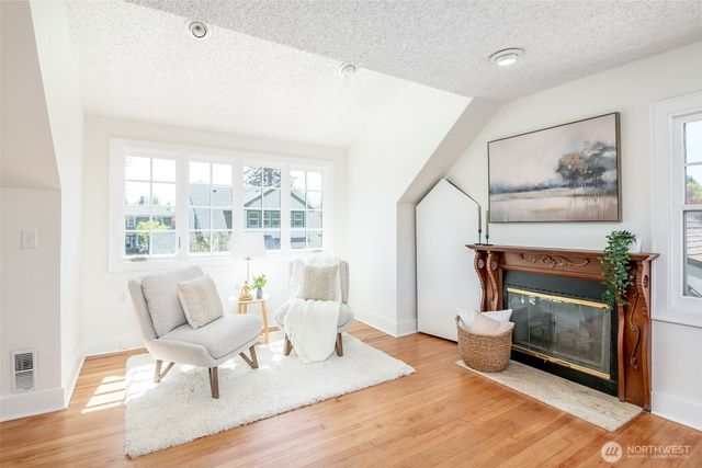 3025 Maringo Road SE, Olympia, WA 98501