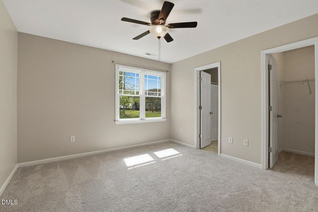 1047 Mica Lamp Court, Apex, NC 27502