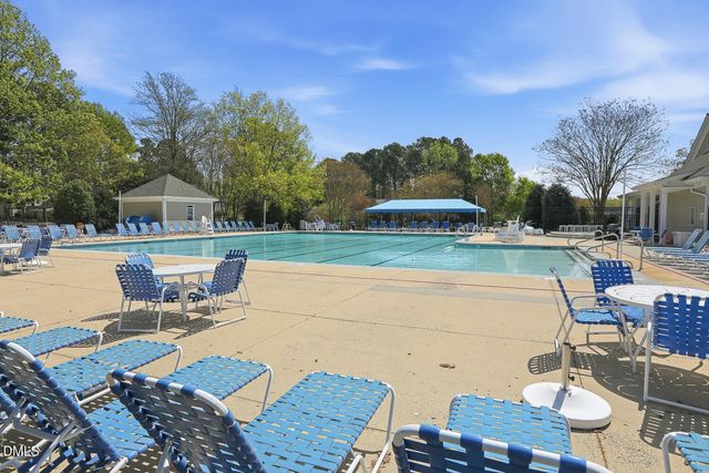 1047 Mica Lamp Court, Apex, NC 27502