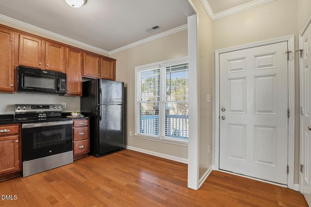 1047 Mica Lamp Court, Apex, NC 27502