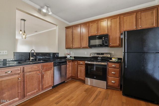 1047 Mica Lamp Court, Apex, NC 27502